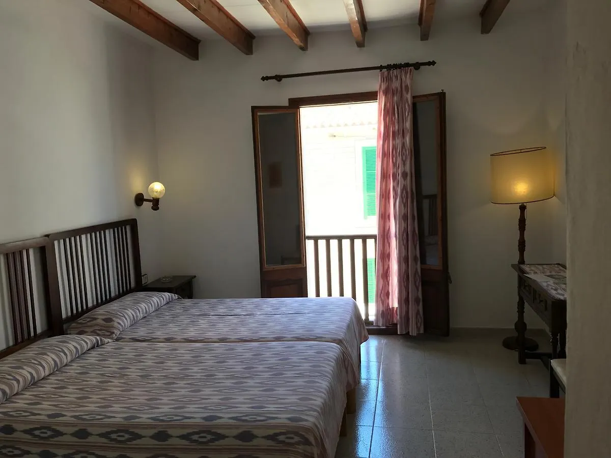 Hostal Restaurante Playa Colonia de Sant Jordi